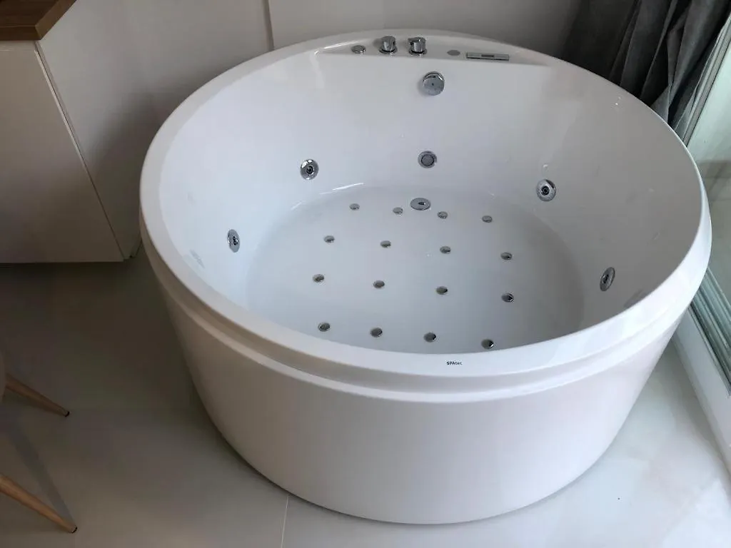 Apartment Suite Playamar Con Jacuzzi Torremolinos